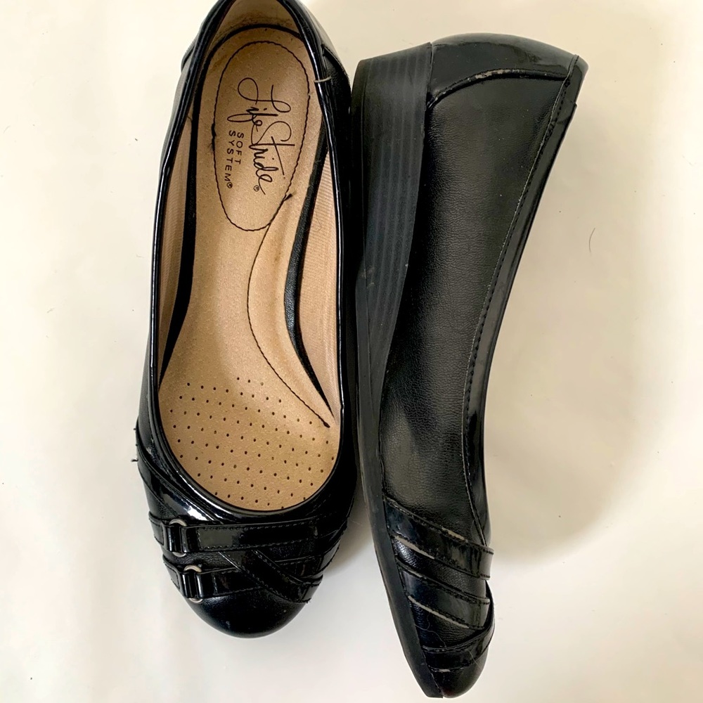 Life Stride soft system low wedges